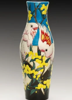 Sale Moorcroft Major Mitchell Cockatoo Vase 120/16 - Ltd Ed 75 Moorcroft