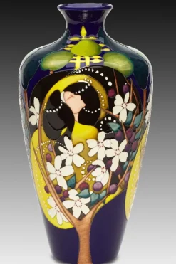 New Moorcroft Tamlaine Vase 72/12 - Ltd Ed 30 Moorcroft
