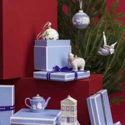 Online Wedgwood 2022 Noel Bauble Ornament - Last One Christmas